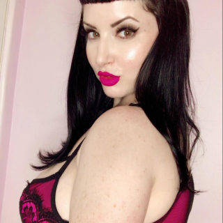 Jenna Valentine
